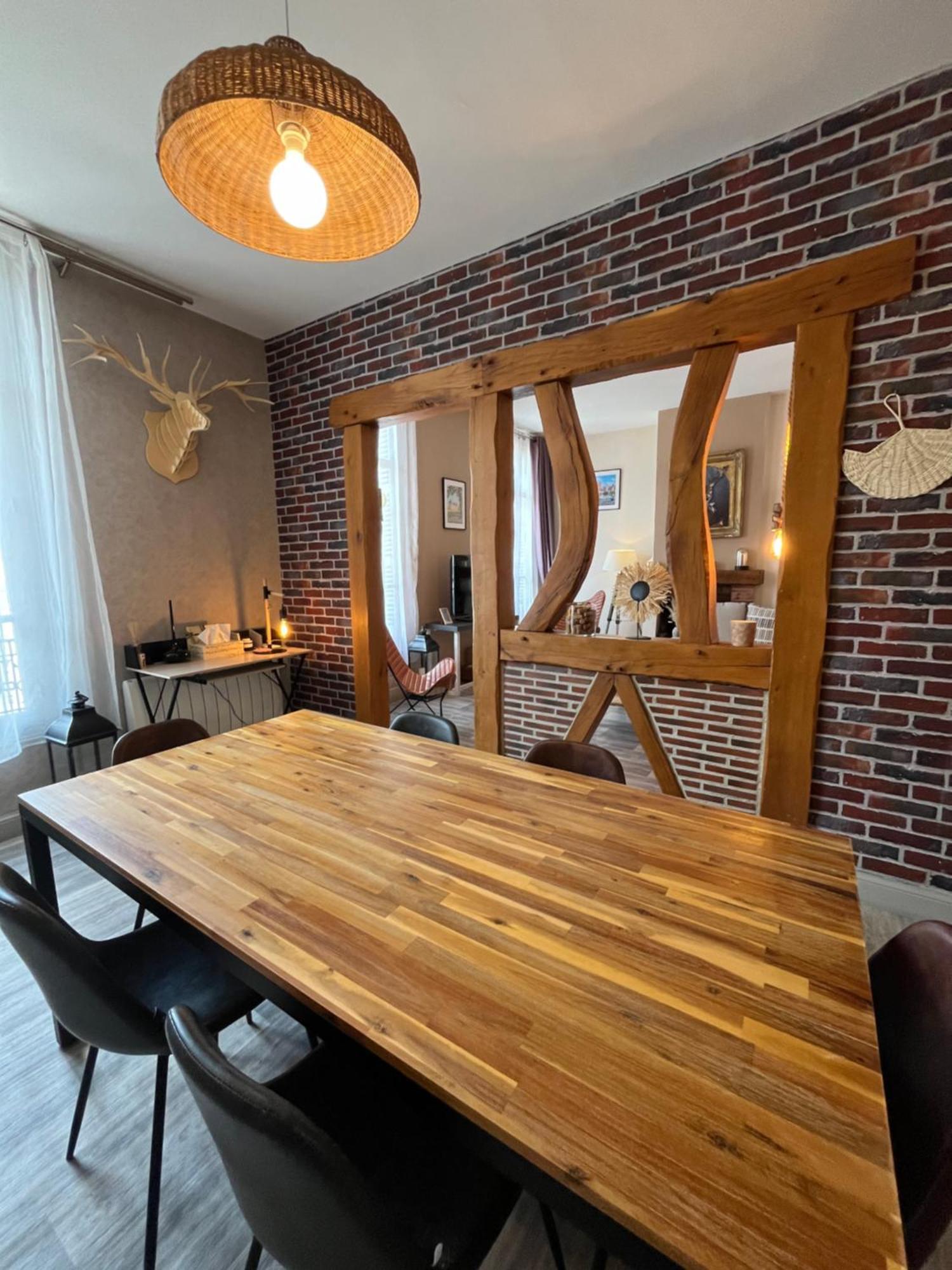 Cote Chateau - Grand Appartement Au Coeur De 블루아 외부 사진